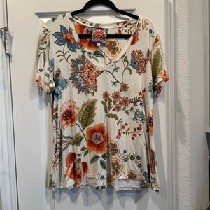 Johnny Was Floral V-Neck Women’s Top